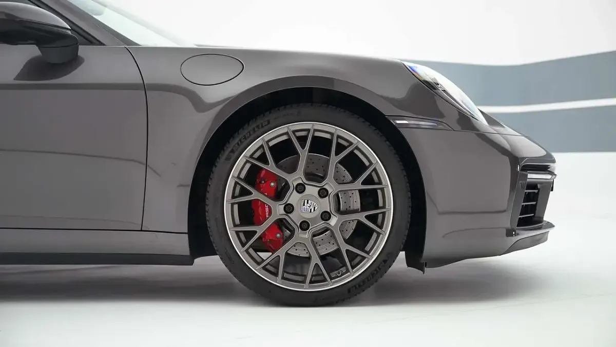 Usata Porsche 911 Carrera S 450 CV (330 kW) 2020 Grigio agata metallizzato Coupé