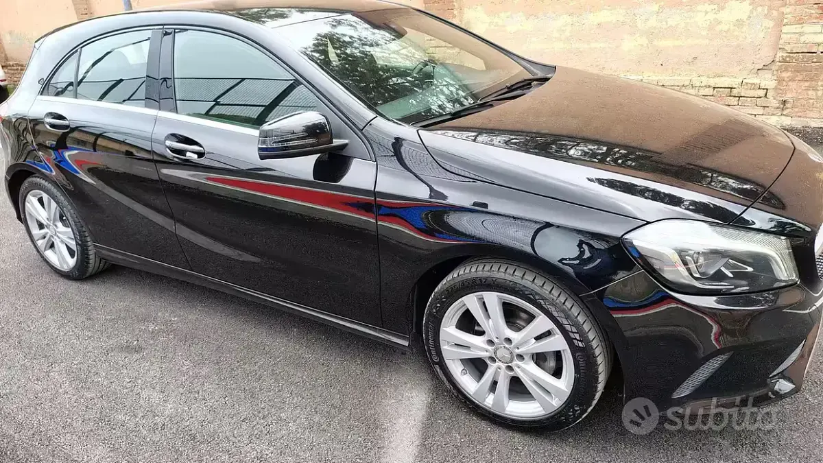Usata Mercedes 180 109 CV (80 kW) 2018 Nero Berlina