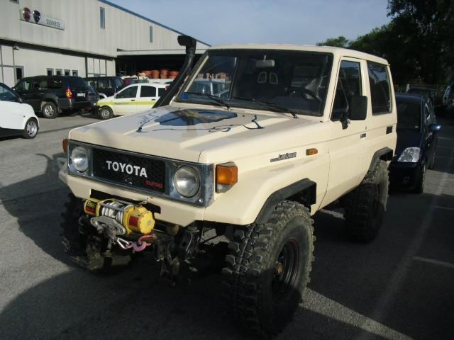 Toyota land cruiser 71