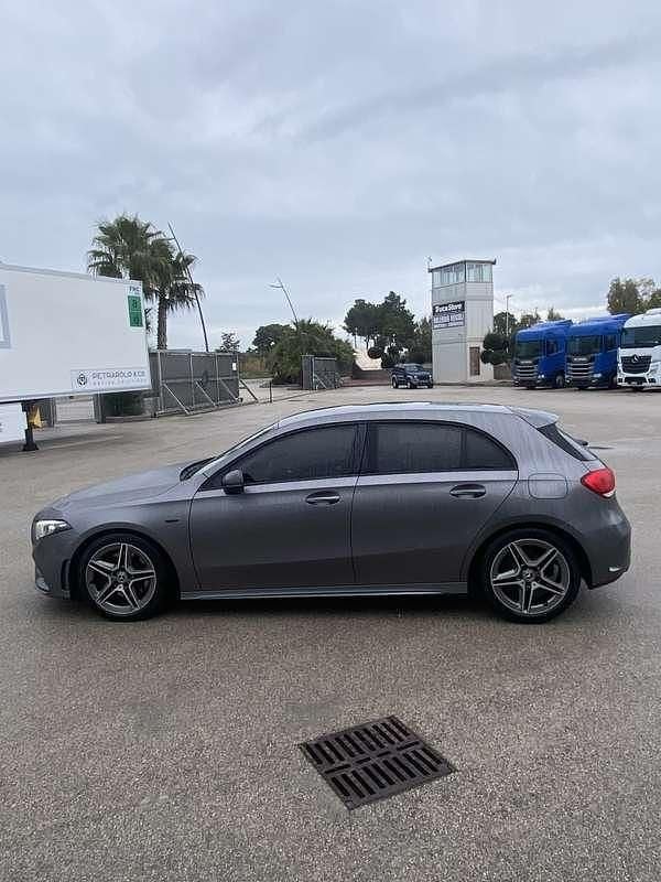 Usata Mercedes A250 Premium 224 CV (164 kW) 2018 Berlina
