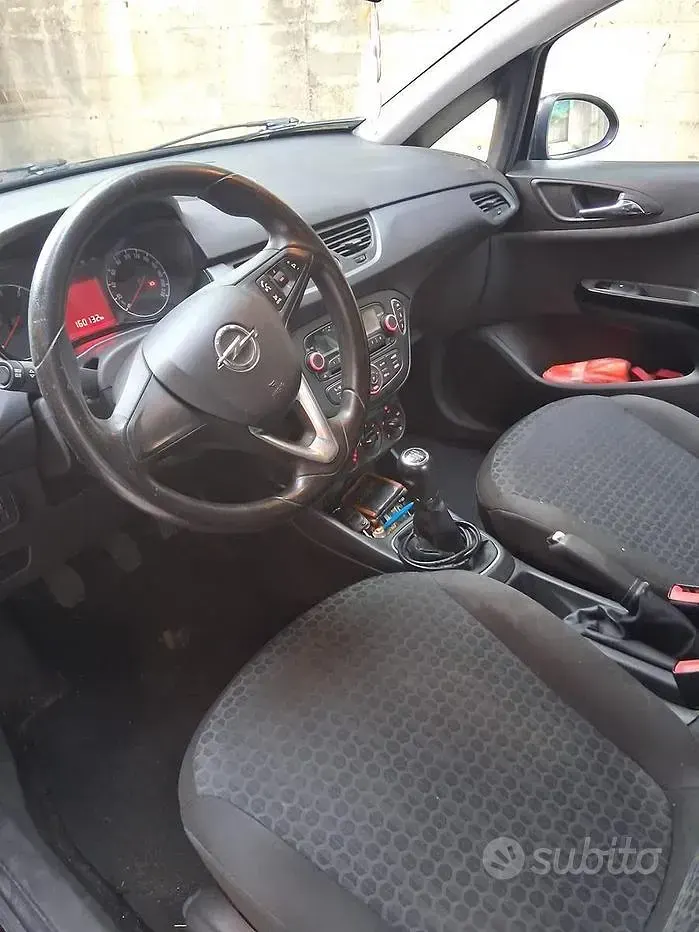 Usata Opel Corsa 90 CV (66 kW) 2015 Utilitaria