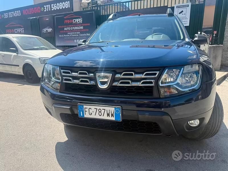 Usata Dacia Duster Black Shadow 114 CV (83 kW) 2017 Blu SUV