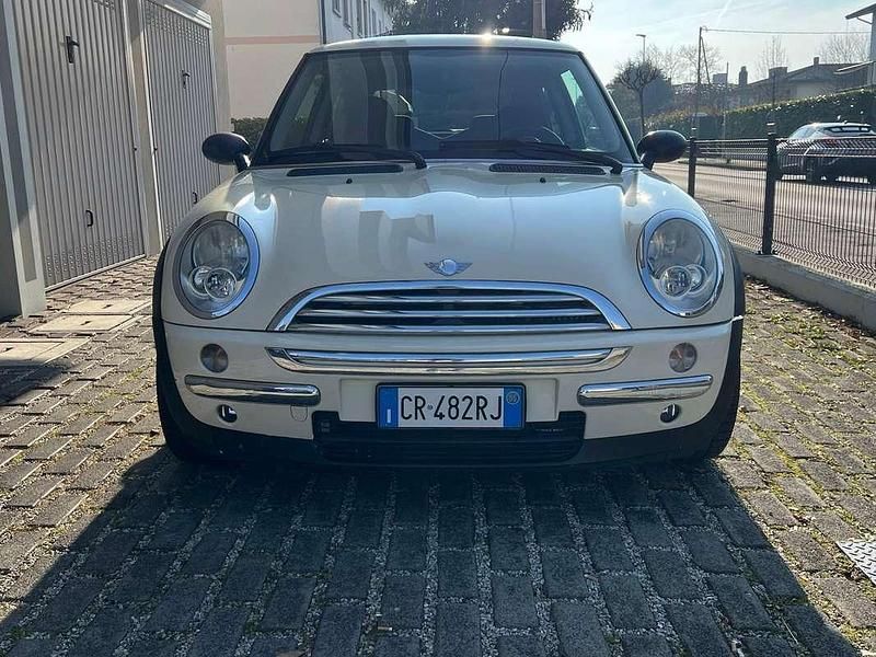Usata Mini One D 75 CV (55 kW) 2005 Bianco Utilitaria