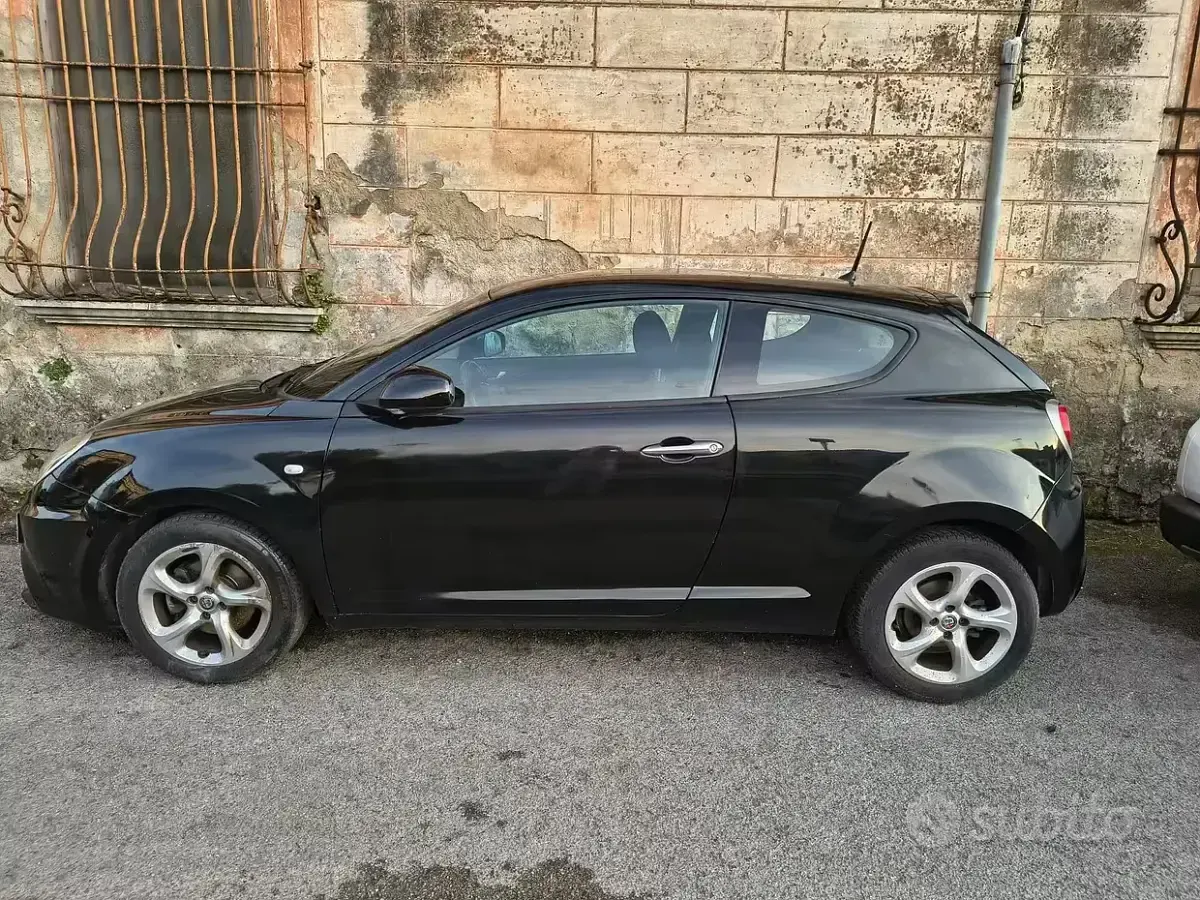 Usata Alfa Romeo MiTo 95 CV (69 kW) 2017 Nero Utilitaria