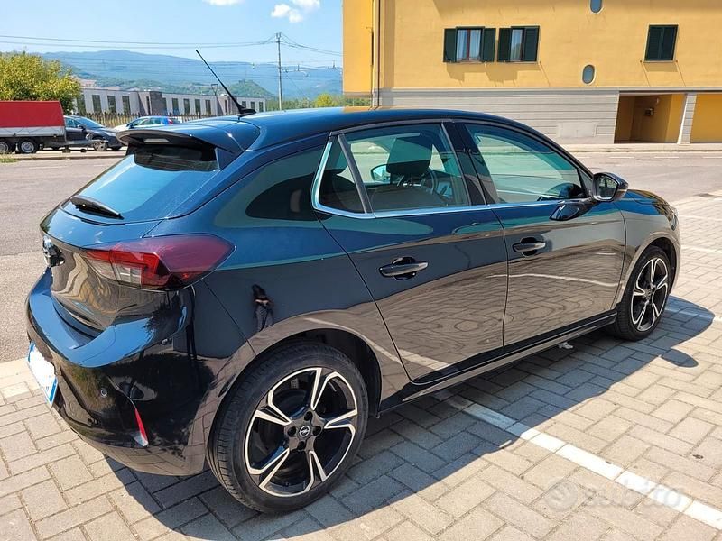Usata Opel Corsa Elegance 75 CV (55 kW) 2021 Nero Berlina