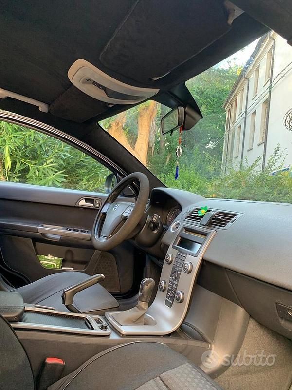 Usata Volvo V50 109 CV (80 kW) 2009 Nero Station wagon