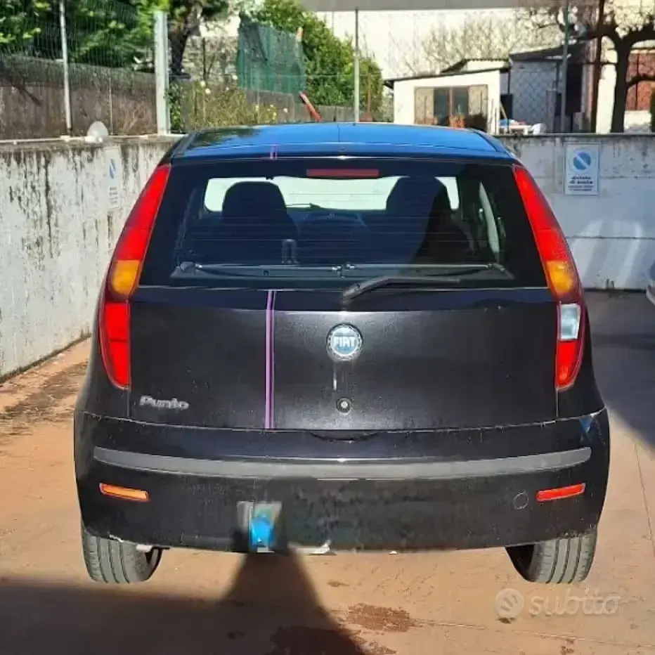 Usata Fiat Punto 60 CV (44 kW) 2007 Nero Utilitaria