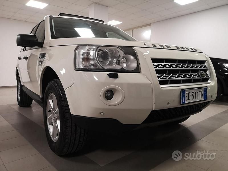 Usata Land Rover Freelander 2 SE 150 CV (110 kW) 2009 Bianco SUV