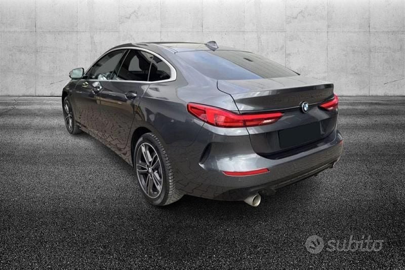 Usado BMW 218 Sport Line 140 CV (102 kW) 2020 Gris Coupe