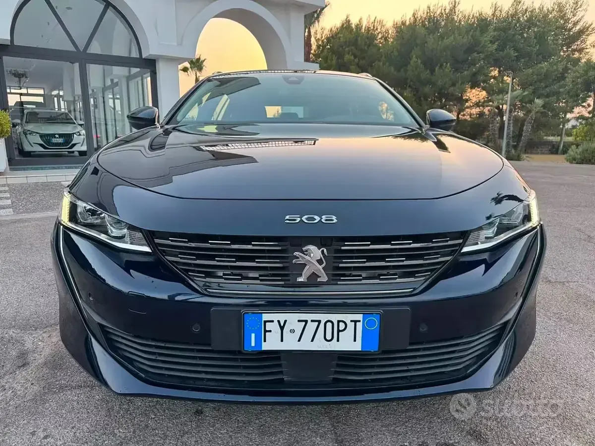 Usata Peugeot 508 Business-Line 131 CV (96 kW) 2019 Bluazzurro Station wagon