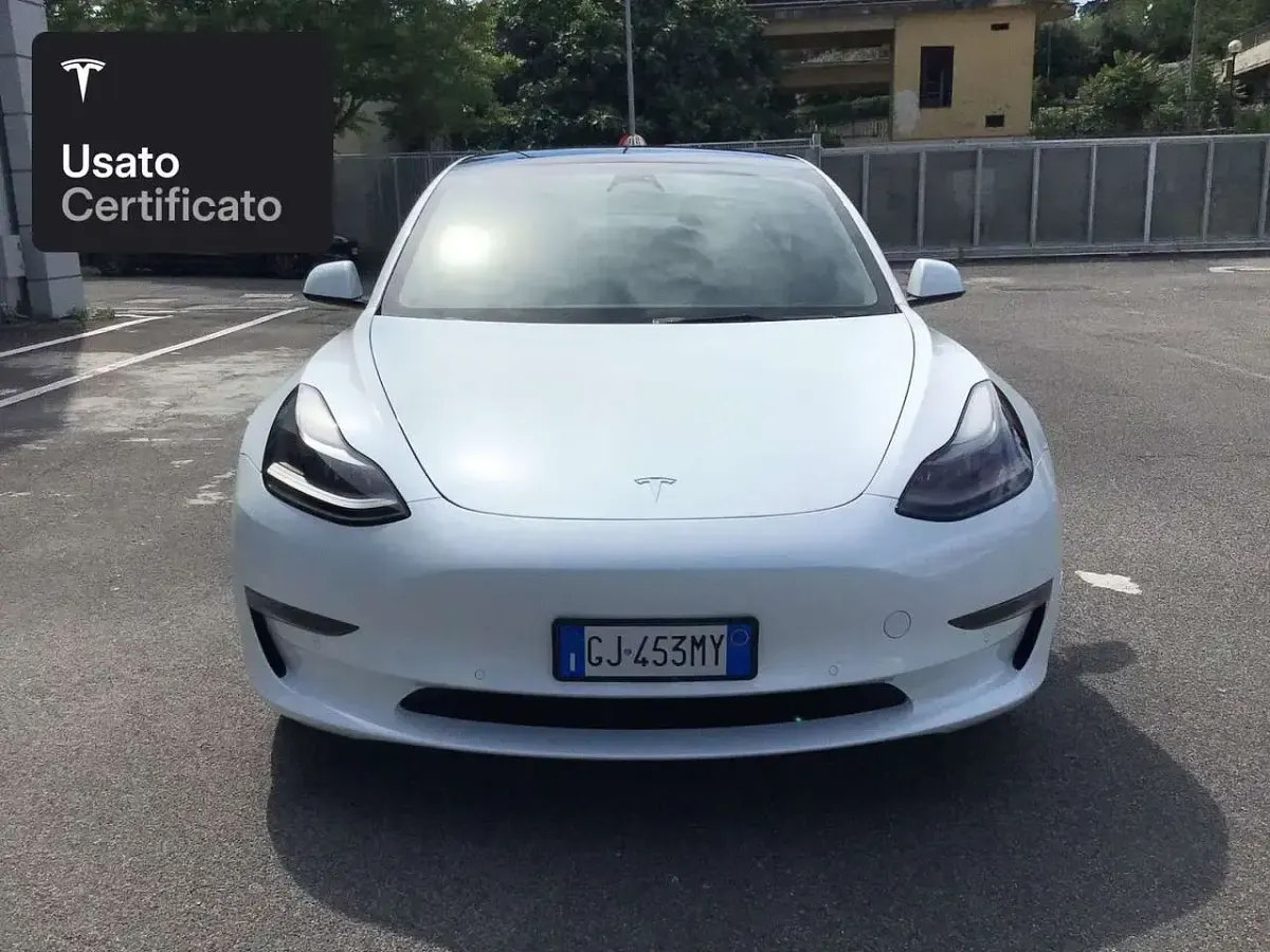 Usata Tesla Model 3 Long Range AWD 324 kW (441 CV) 2022 Pearl white multicoat Berlina