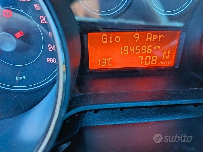 Usata Fiat Bravo 120 CV (88 kW) 2010 Nero Utilitaria