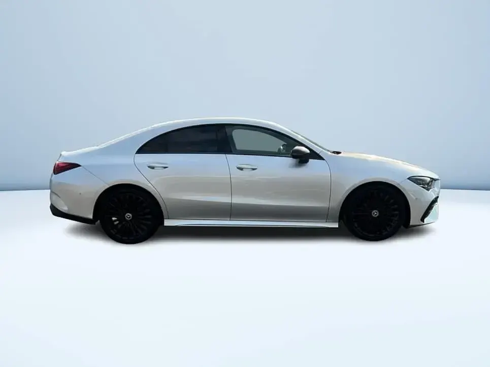 Usata Mercedes CLA200 AMG Line Premium Plus 150 CV (110 kW) 2023 Argento Coupé