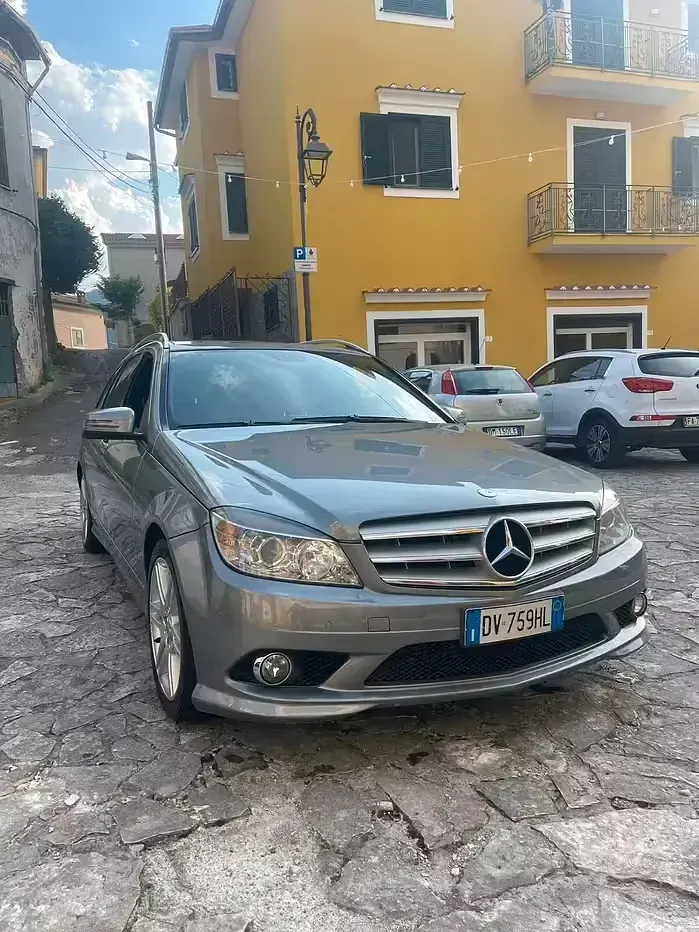 Usata Mercedes C220 Avantgarde 170 CV (125 kW) 2010 Grigio Station wagon