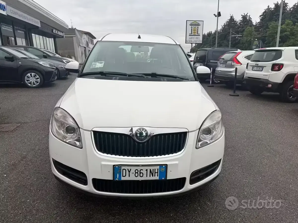 Occasion Skoda Roomster Comfort 86 ch (63 kW) 2009 Blanc Monospace