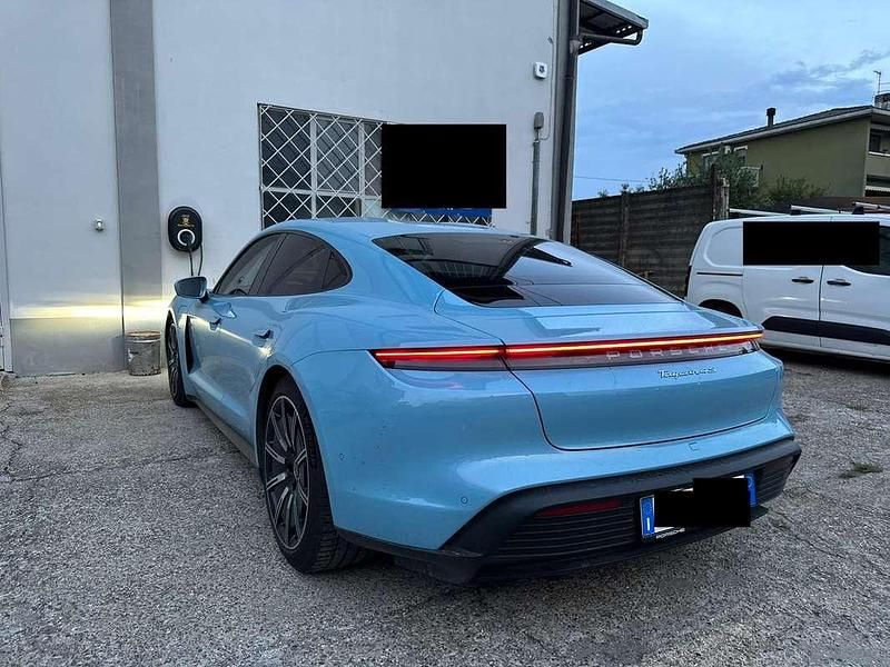 Usata Porsche Taycan 4S Performance Package 419 kW (571 CV) 2020 Berlina