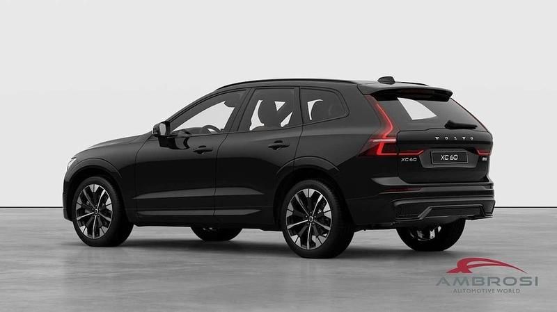 Nuova Volvo XC60 Ultra 250 CV (183 kW) 2025 Onyx black SUV