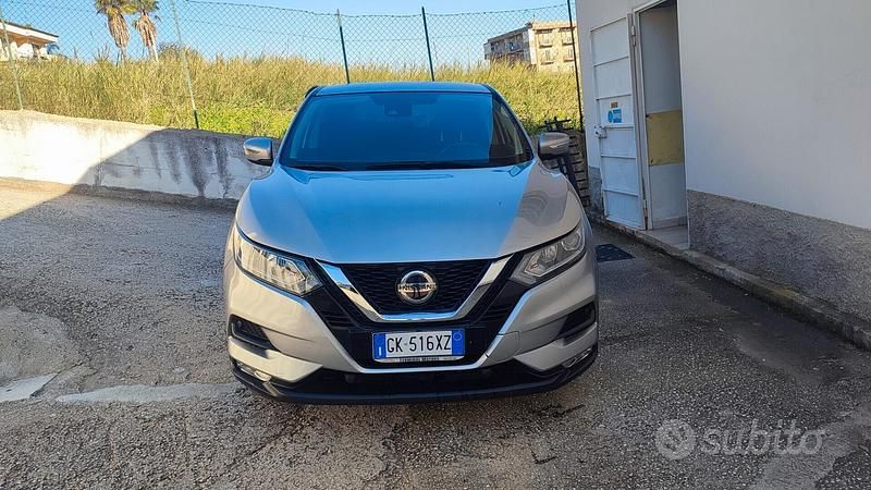 Usata Nissan Qashqai Acenta 2018 Grigio SUV