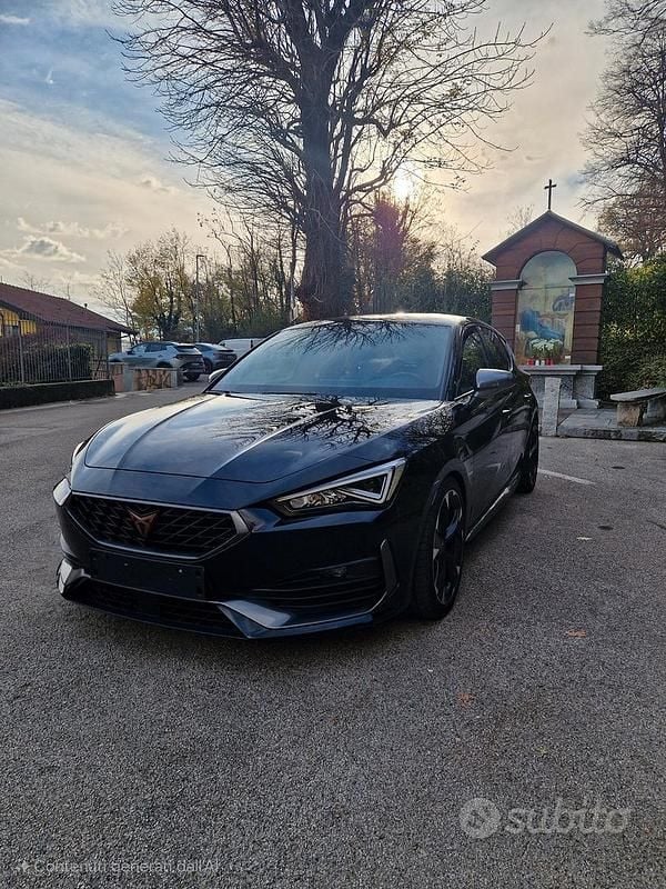 Nero Usata 2023 Cupra Leon Berlina | 24.600 € (Ottimo prezzo) - Immagine 1/4