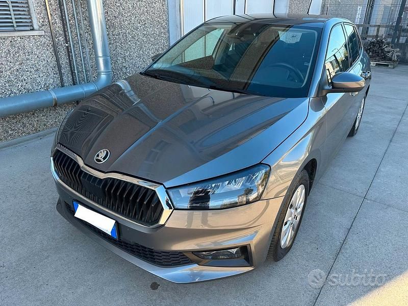 Usata Skoda Fabia Ambition 80 CV (58 kW) 2022 Grigio Utilitaria