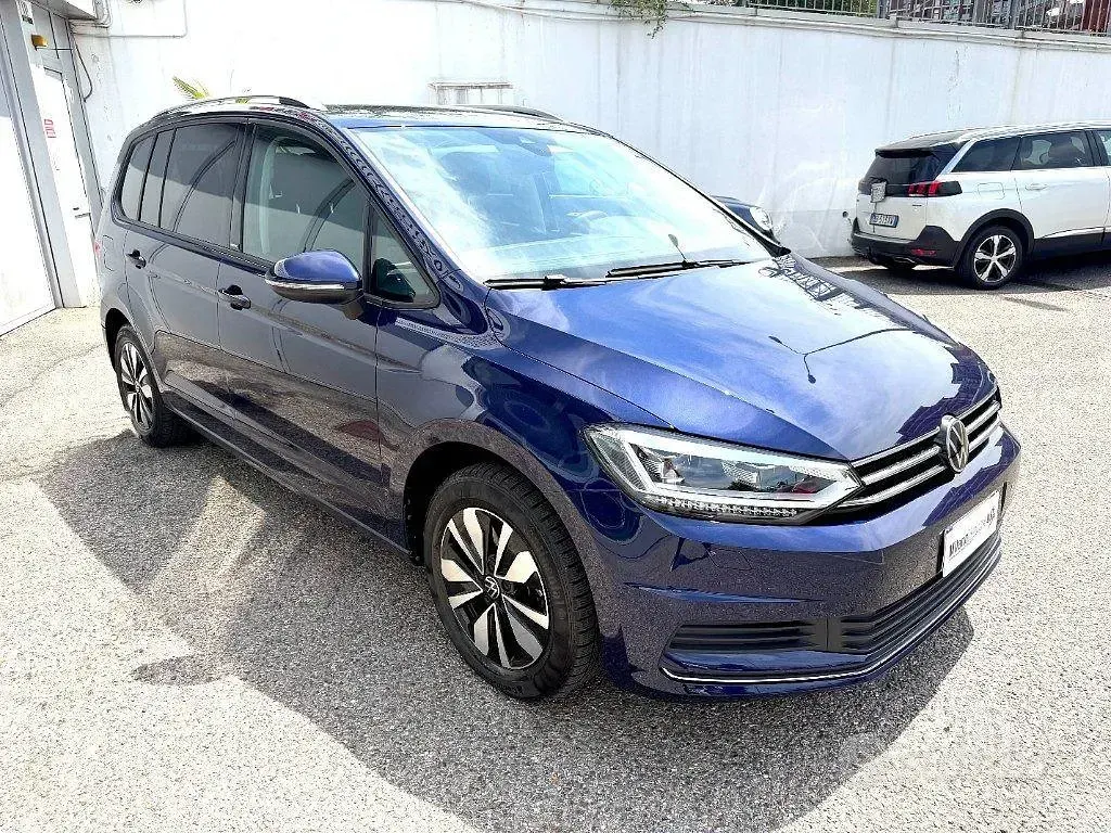 Usata VW Touran Move 150 CV (110 kW) 2024 Bluazzurro Monovolume