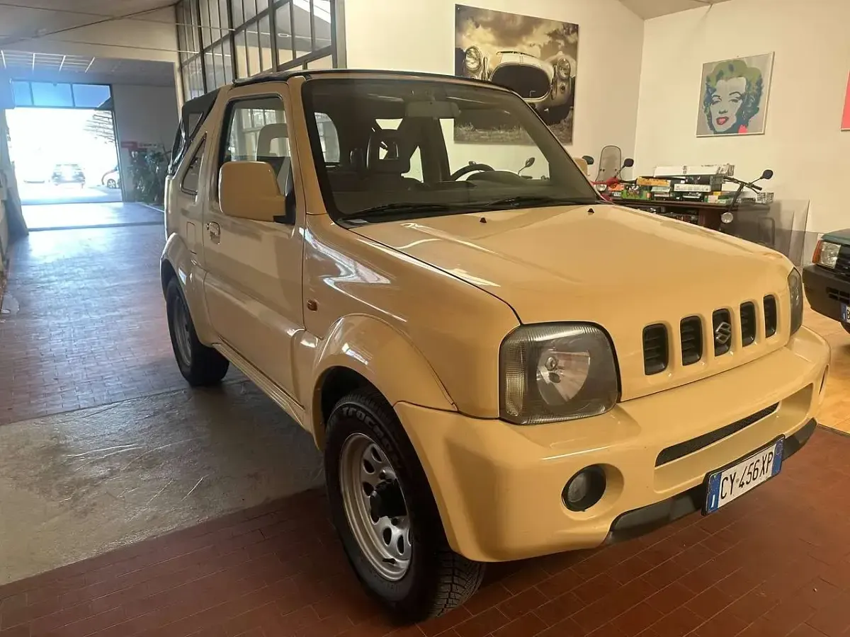Usata Suzuki Jimny 80 CV (58 kW) 2002 Beige SUV