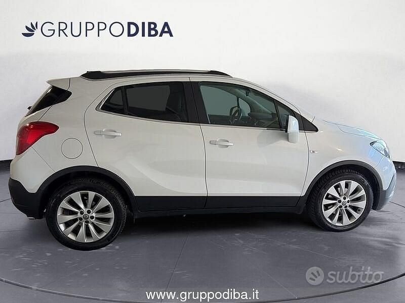 Usata Opel Mokka Cosmo 136 CV (100 kW) 2016 Bianco SUV