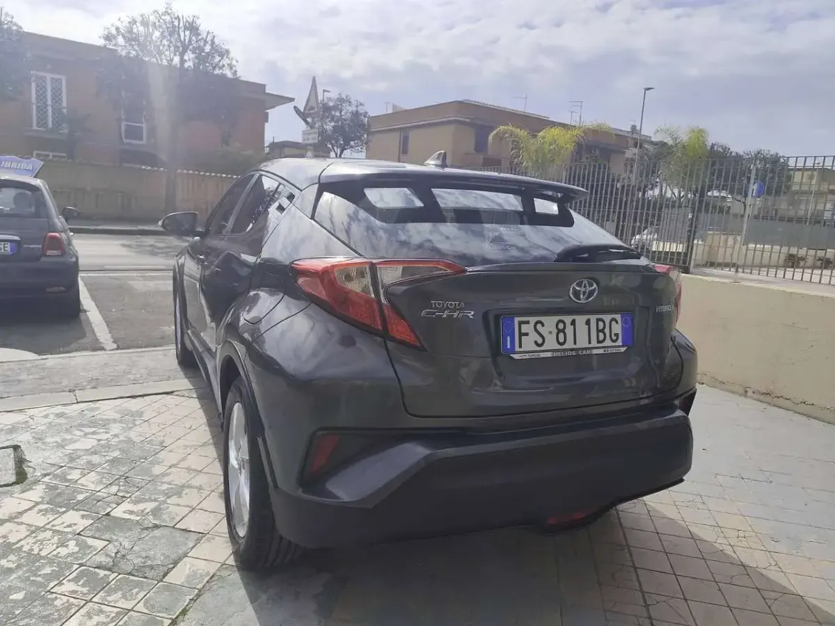 Gebraucht Toyota C-HR Business Edition 98 PS (72 kW) 2018 Grau SUV
