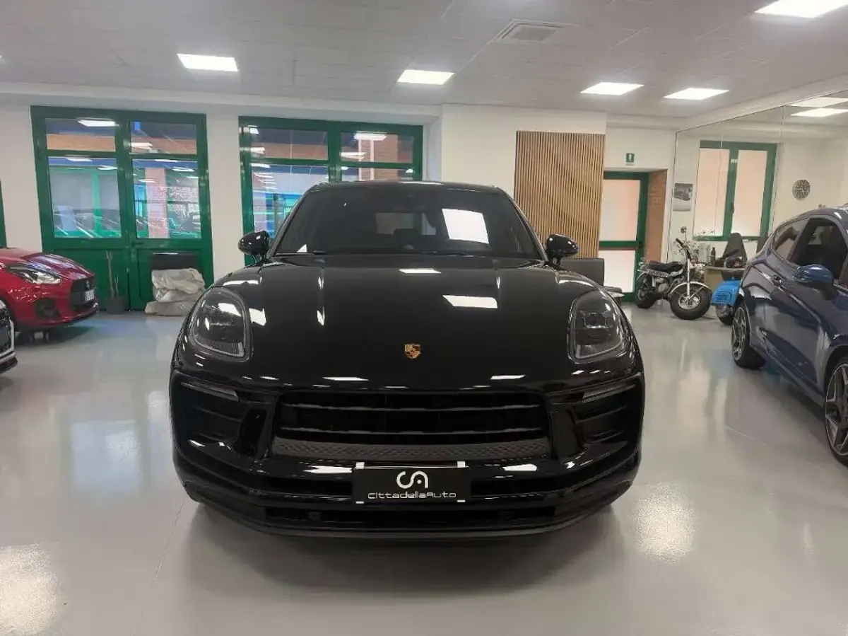 Usata Porsche Macan 265 CV (194 kW) 2022 Nero SUV