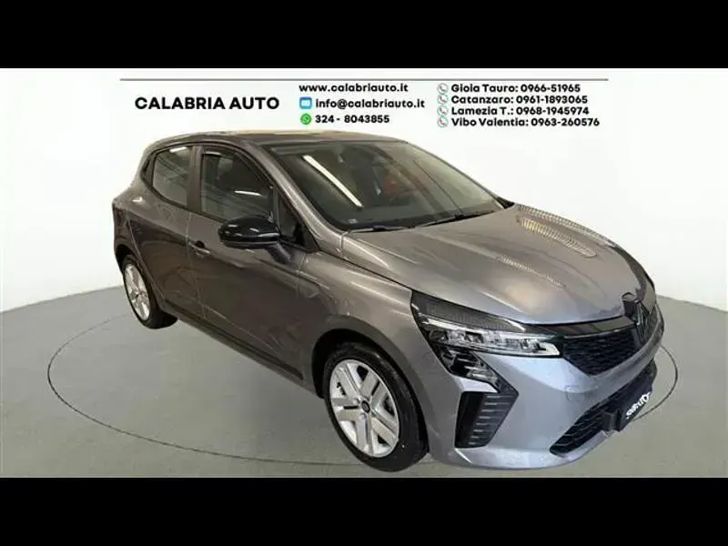 Nuova Renault Clio Evolution 100 CV (73 kW) 2026 Grigio scuro Utilitaria
