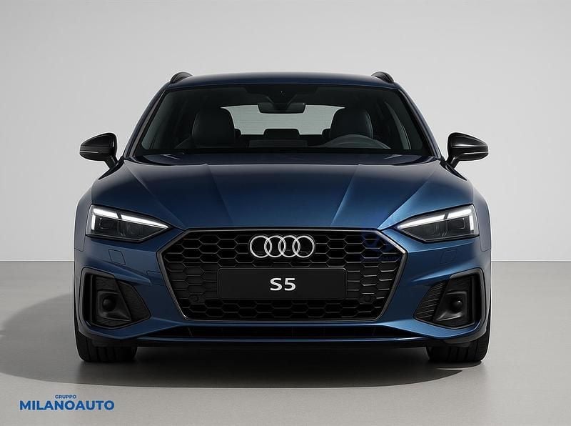 Usata Audi S5 Ambiente 367 CV (269 kW) 2025 Blu Station wagon