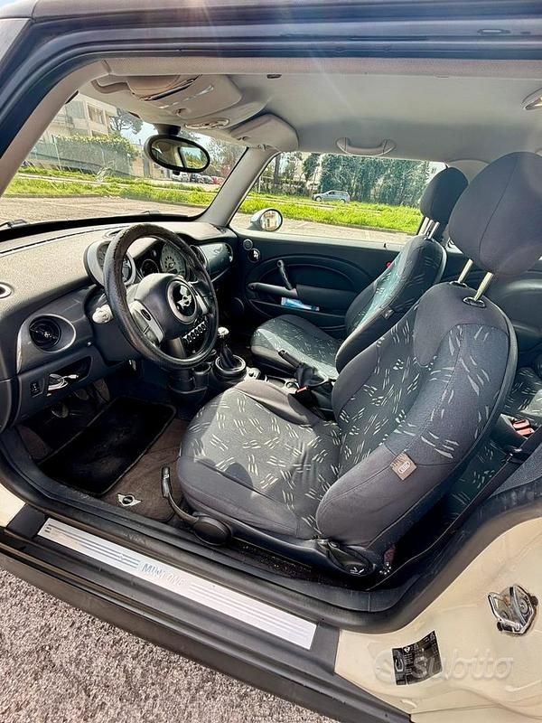 Usata Mini One D 2006 Bianco Utilitaria