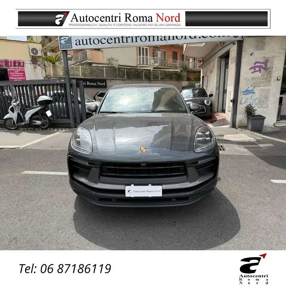 Usata Porsche Macan 265 CV (194 kW) 2022 Grigio SUV