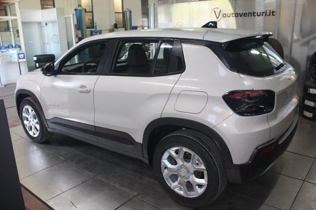 Nuova Jeep Avenger Altitude 100 CV (73 kW) 2025 Beige SUV