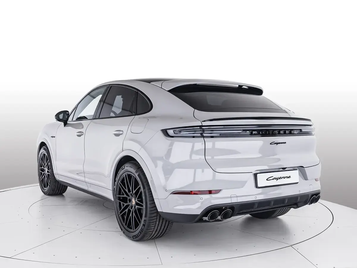 Nuova Porsche Cayenne Black Edition 2026 SUV