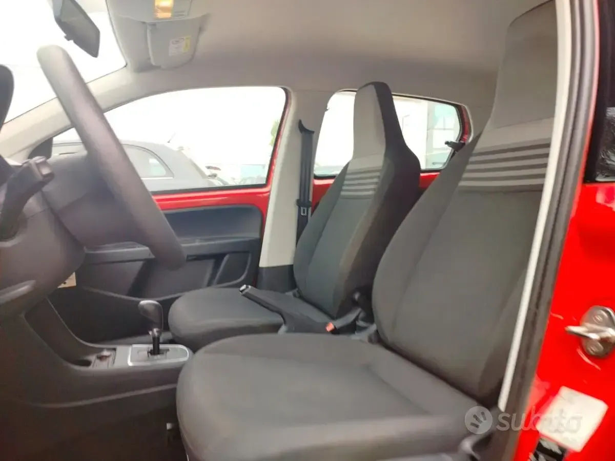 Usata VW up! 75 CV (55 kW) 2019 Rosso Utilitaria