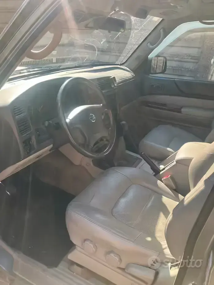 Usata Nissan Patrol 158 CV (116 kW) 2003 SUV