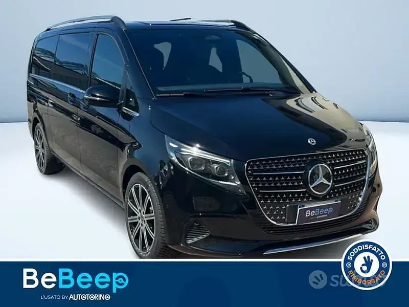 Usata Mercedes V300 Avantgarde 236 CV (173 kW) 2024 Nero Monovolume