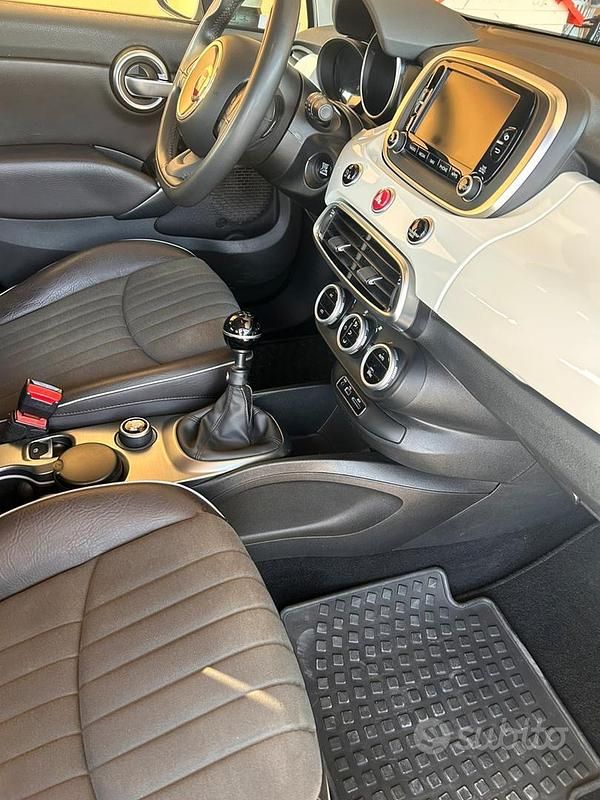 Usata Fiat 500X 120 CV (88 kW) 2016 Bianco SUV