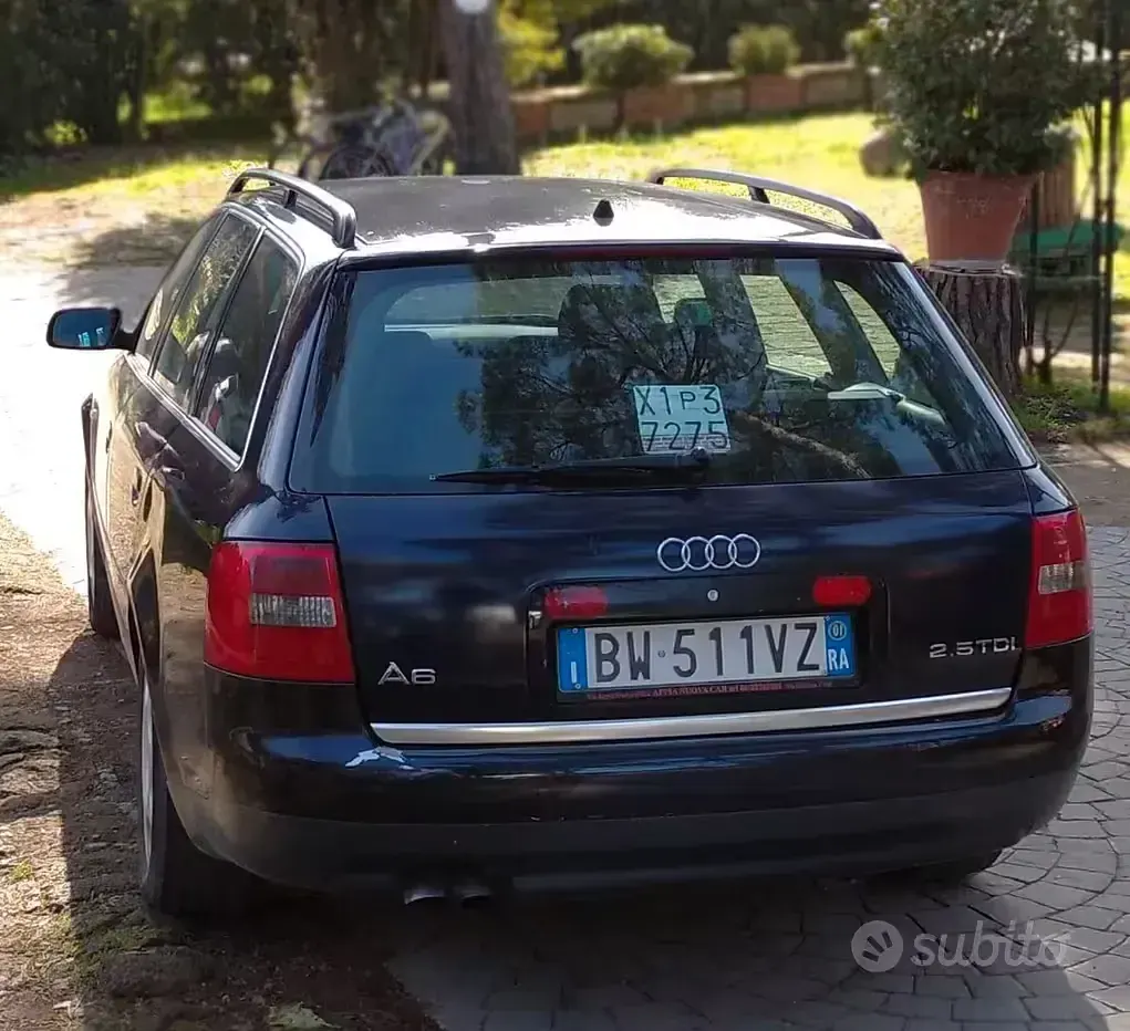 Usata Audi A6 140 CV (102 kW) 2001 Bluazzurro Station wagon
