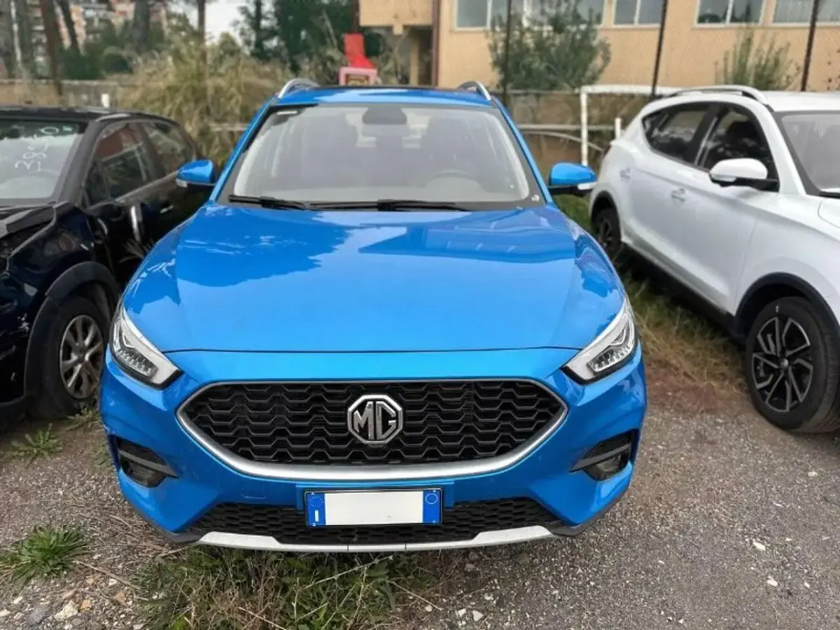 Usata MG ZS Luxury 106 CV (77 kW) 2024 Blu SUV