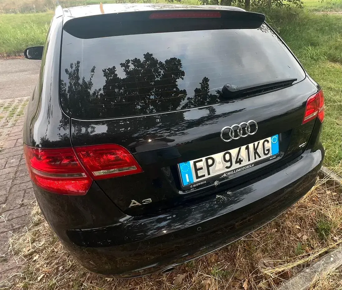 Usata Audi A3 Ambiente 105 CV (77 kW) 2012 Nero Utilitaria
