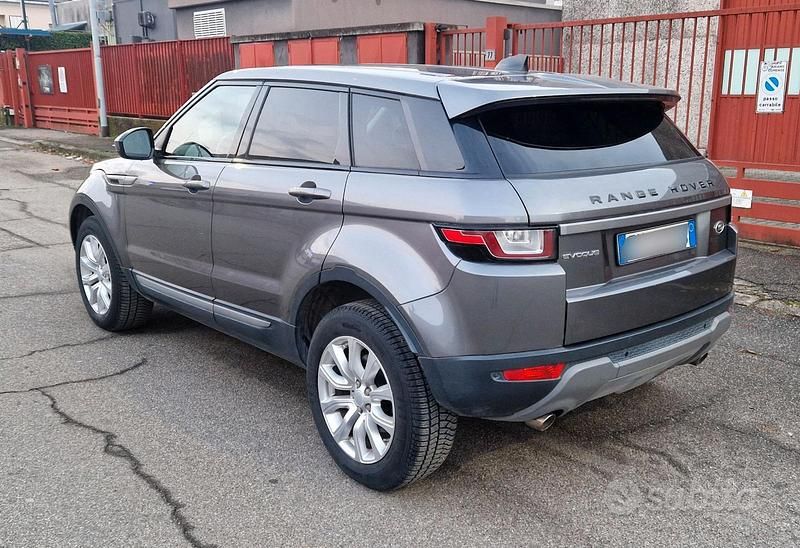 Usata Land Rover Range Rover evoque SE 150 CV (110 kW) 2019 Grigio SUV