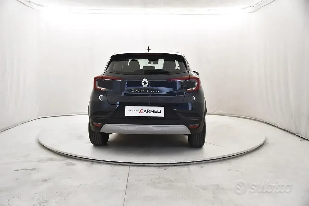 Usata Renault Captur Zen 101 CV (74 kW) 2021 Bluazzurro SUV