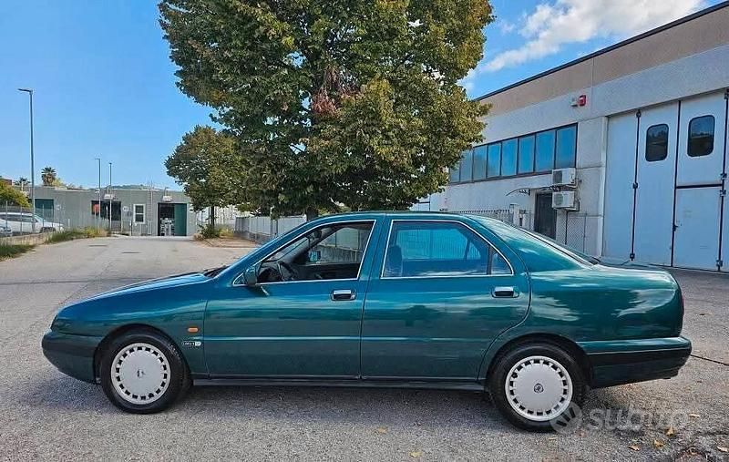 Usata Lancia Kappa 146 CV (107 kW) 1995 Verde Berlina