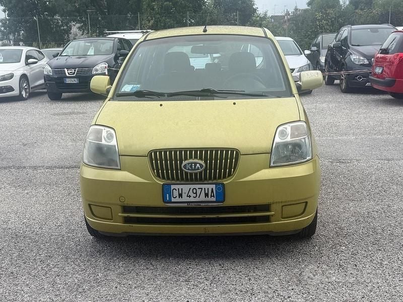 Verde Usata 2005 Kia Picanto Spirit Due volumi | 3300 € (Buon prezzo) - Immagine 1/4