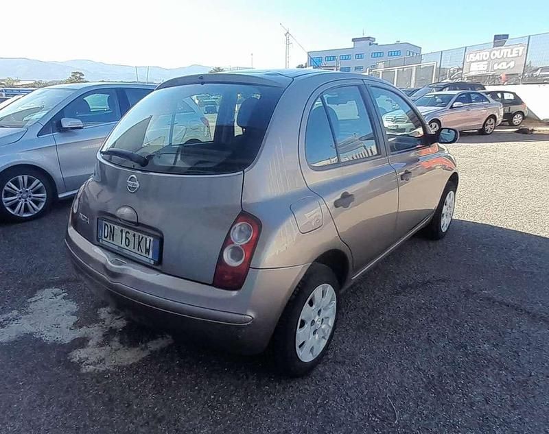 Usata Nissan Micra 65 CV (47 kW) 2008 Beige Utilitaria