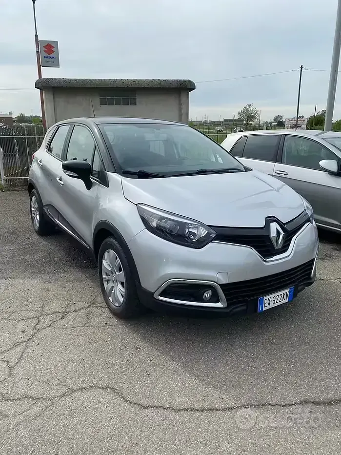 Usata Renault Captur 90 CV (66 kW) 2013 Beige SUV