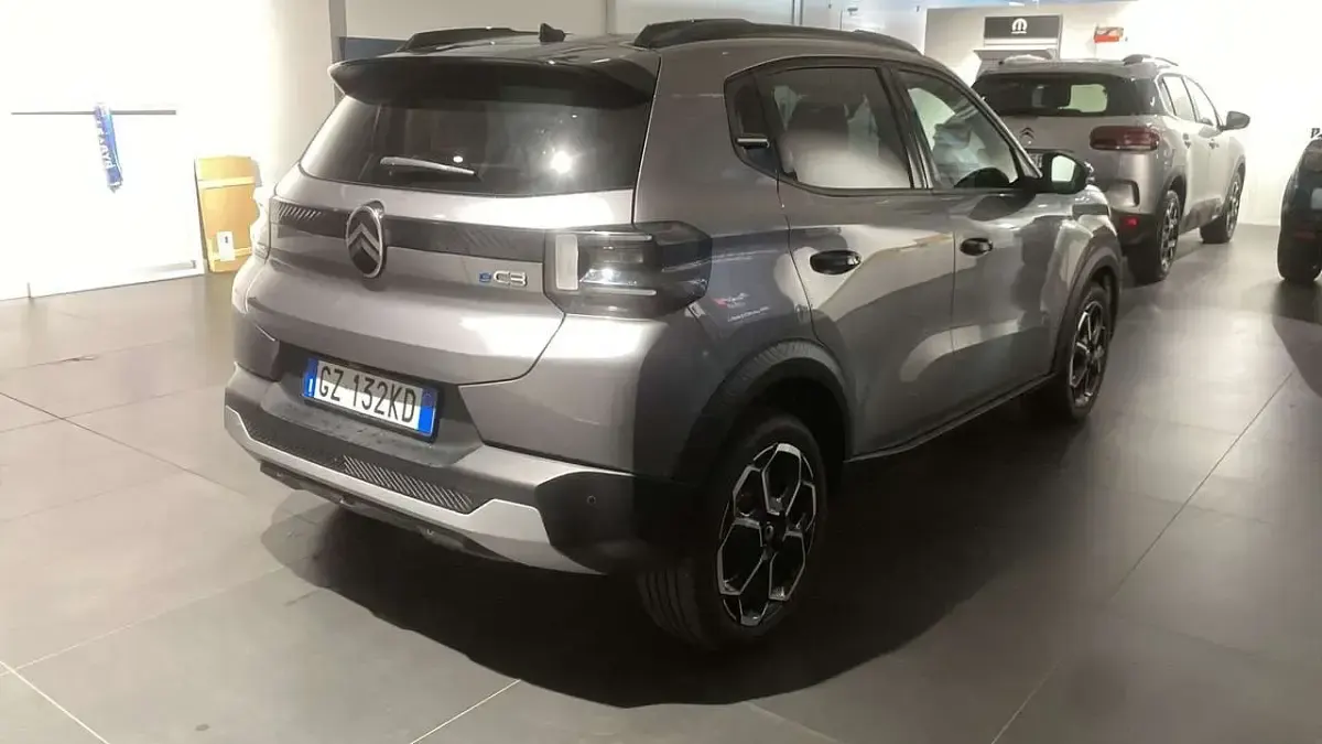 Usata Citroën e-C3 83 kW (113 CV) 2025 Grigio Berlina