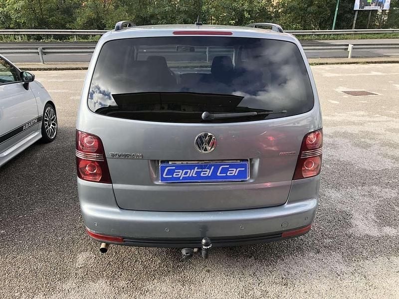 Usata VW Touran Trendline 109 CV (80 kW) 2008 Grigio Monovolume